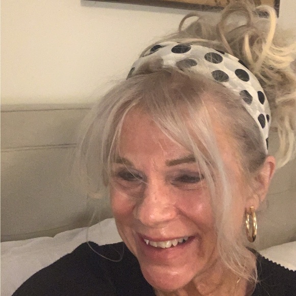 Meet your Posher, Karen - Picture 4 of 4